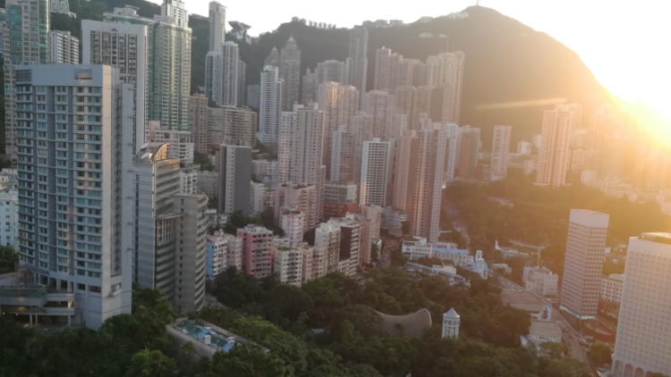 【港商時(shí)評(píng)】家辦蓬勃 鞏固財(cái)管樞紐