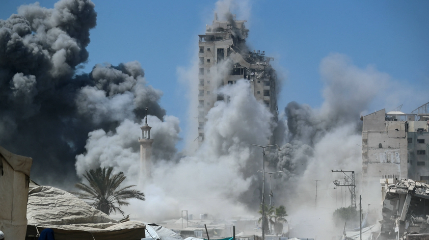 以軍15日晚間持續(xù)轟炸加沙城 目擊者稱坦克尚未深入市區(qū) 