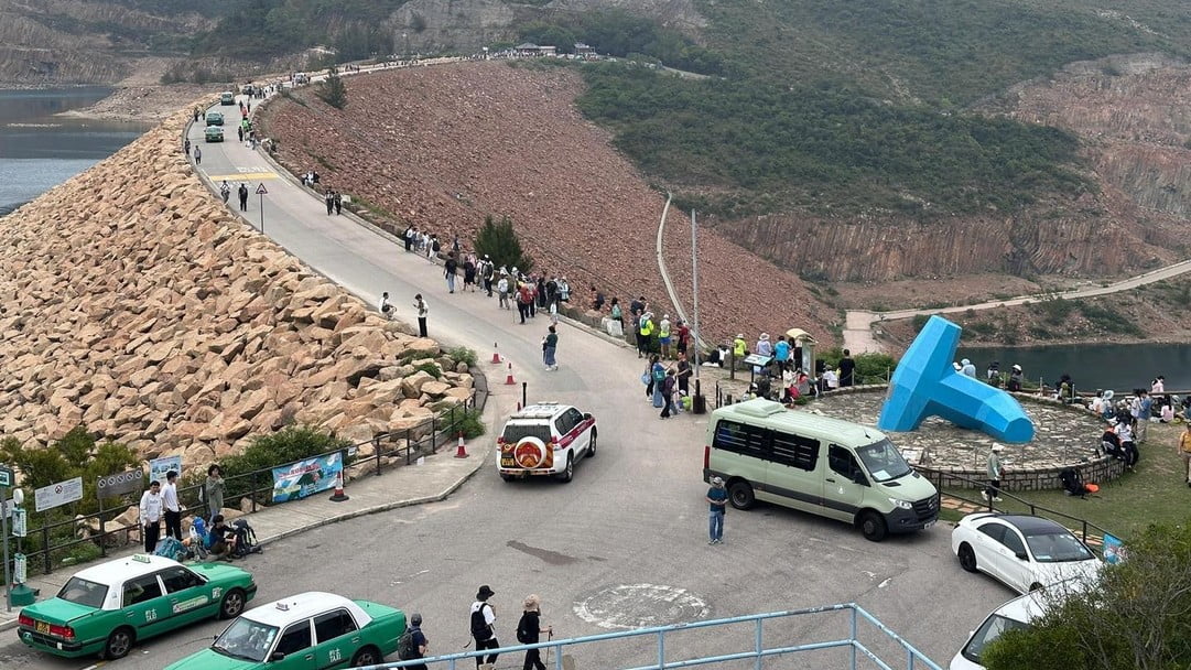 政府煞停禁的士入東壩計(jì)劃 李家超冀措施可長遠(yuǎn)解決問題