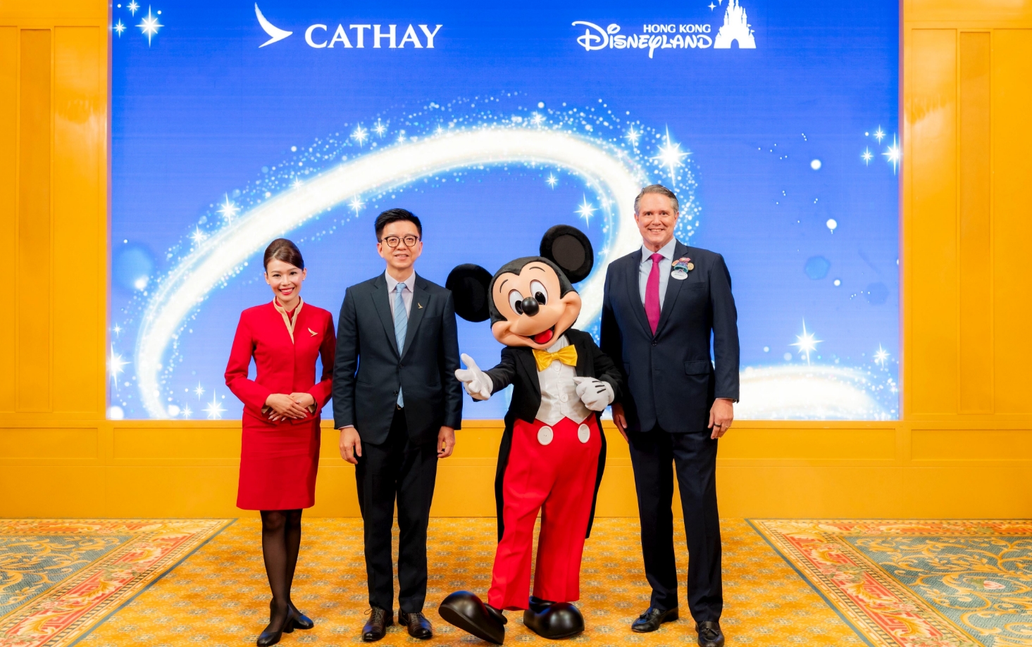 國泰與香港迪士尼樂園度假區(qū)攜手合作 冀躍升訪港旅遊體驗