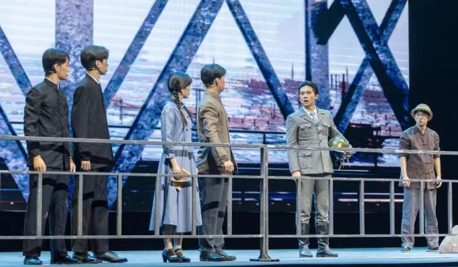 有片丨科學(xué)家精神耀香江 《國之英豪》香港首演 燃動家國情懷