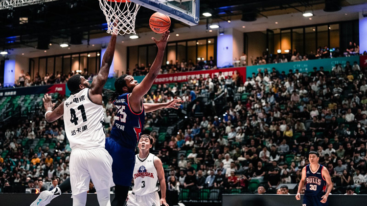 主場95:80反勝長沙電信勇勝 香港金牛領(lǐng)先2:1衛(wèi)冕NBL只差一步