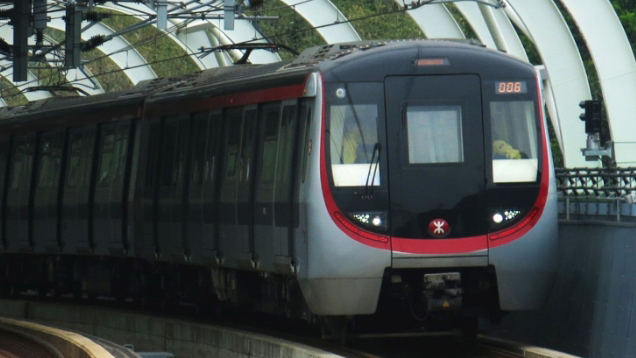 鰂魚涌地盤炸彈 | 港鐵預計明天港島線及將軍澳線列車服務(wù)受顯著影響 明天頭班車前公布服務(wù)安排