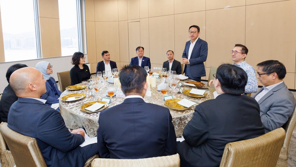 陳子達出席東盟駐港總領(lǐng)事交流會 冀未來更緊密合作