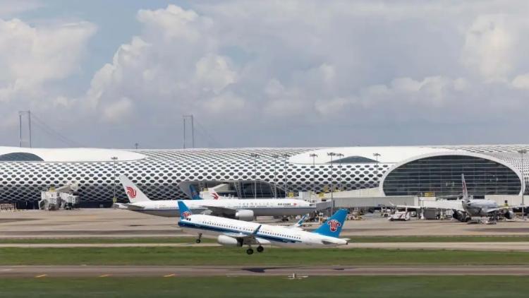 深圳機(jī)場航班或?qū)⒋蠓日{(diào)整