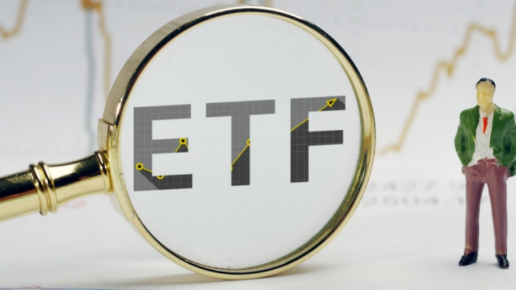 連續(xù)三天大舉加倉！股票ETF上周資金淨流入超286億元