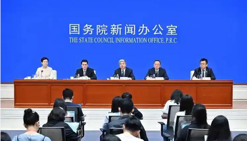 中國三大金融管理部門主官再度同臺 對外釋放哪些信號