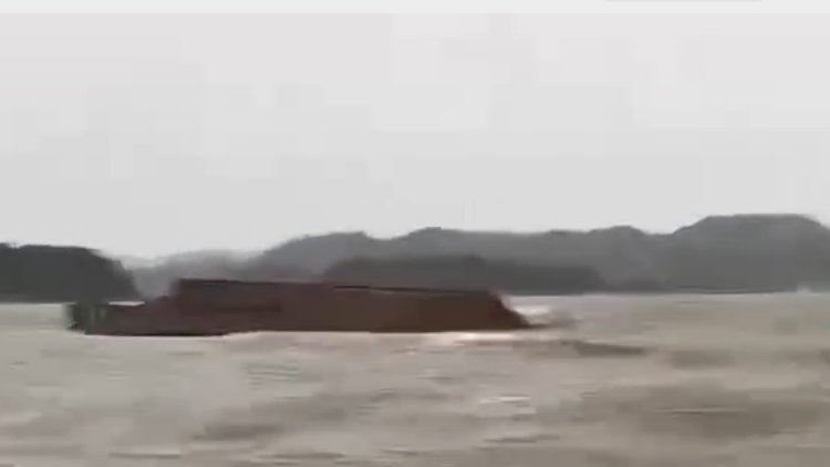 菲律賓北部一漁船傾覆 已致1人死亡6人失蹤