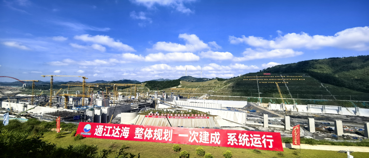 陸運(yùn)河建設(shè)近八成 欽州打造陸海新通道智慧樞紐