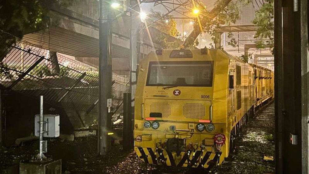 港鐵：改發(fā)8號風球後，逐步恢復露天路段服務