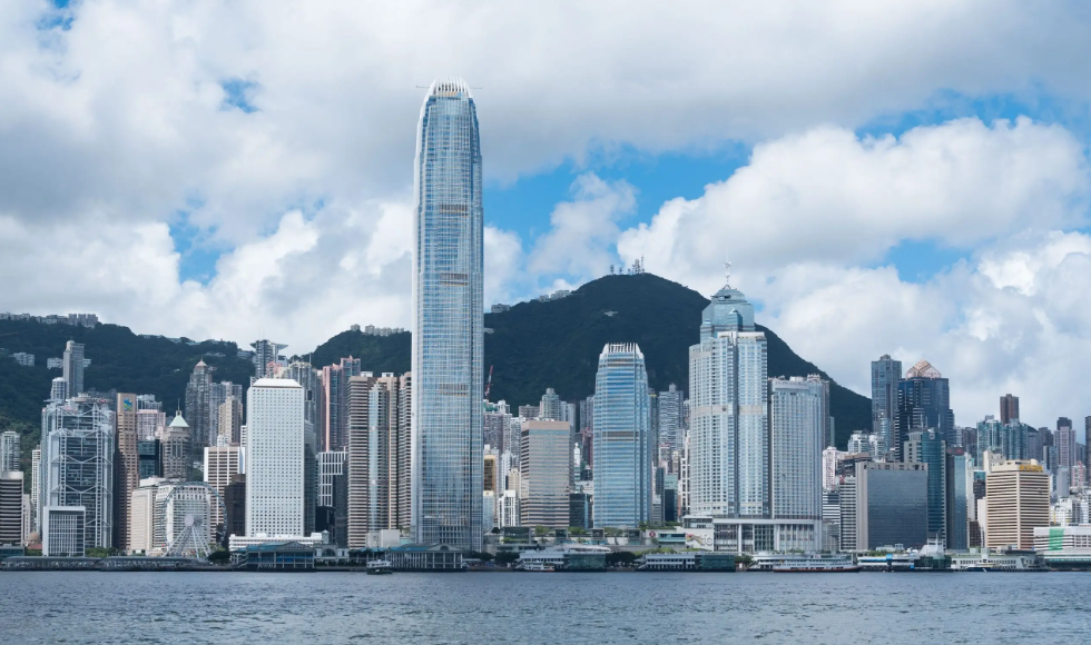 【名家指點(diǎn)】金融市場(chǎng)蓬勃 香港雙喜臨門(mén)