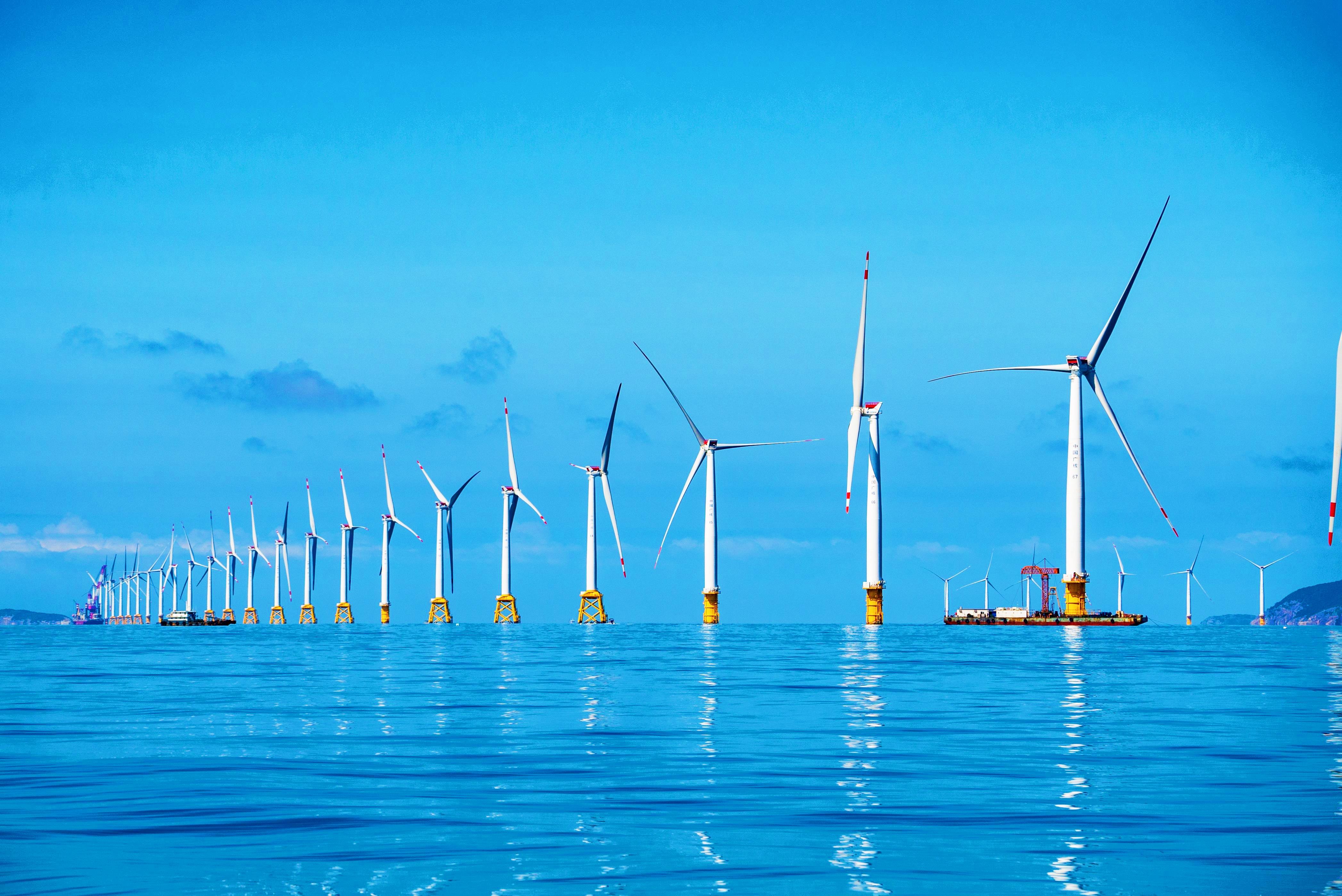 58.8米/秒極限檢驗(yàn)，陽(yáng)江千座海上風(fēng)機(jī)實(shí)現(xiàn)完美通關(guān)！為中國(guó)風(fēng)電打造抗颱風(fēng)樣本