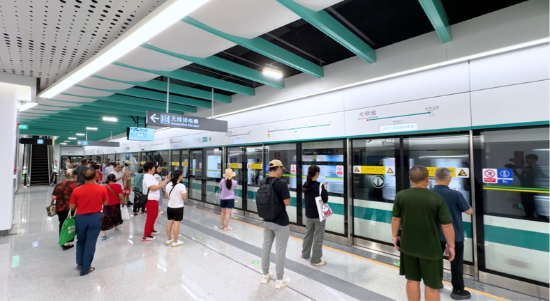 雙線齊開！深圳城市軌道交通邁入600公里時代