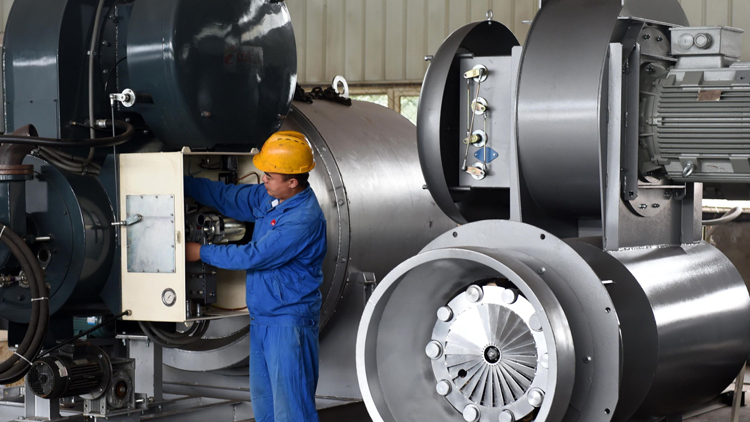 內(nèi)地首8個(gè)月國企利潤按年跌2.7% 工業(yè)企業(yè)利潤反彈0.9%