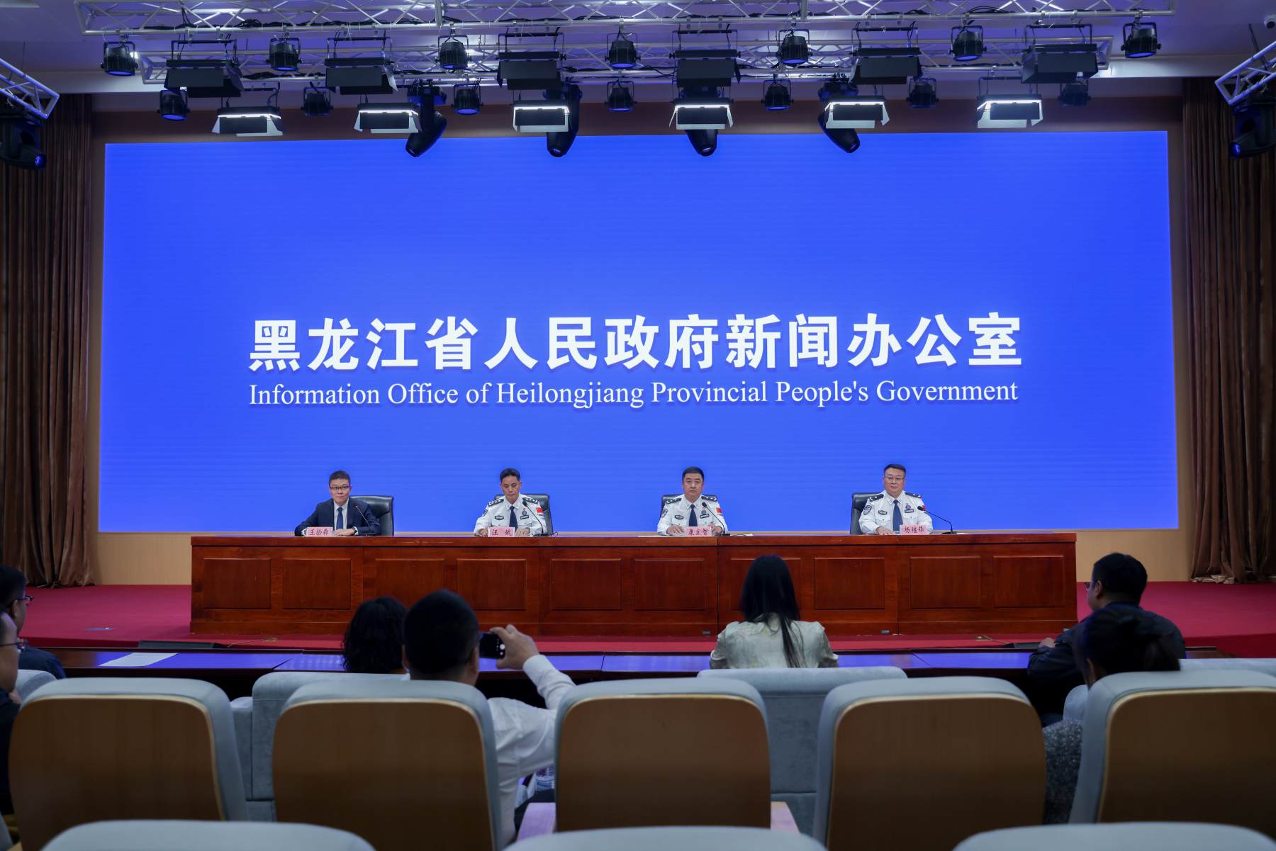 黑龍江出入境邊防檢查總站：築牢國(guó)門(mén)防線 賦能開(kāi)放發(fā)展