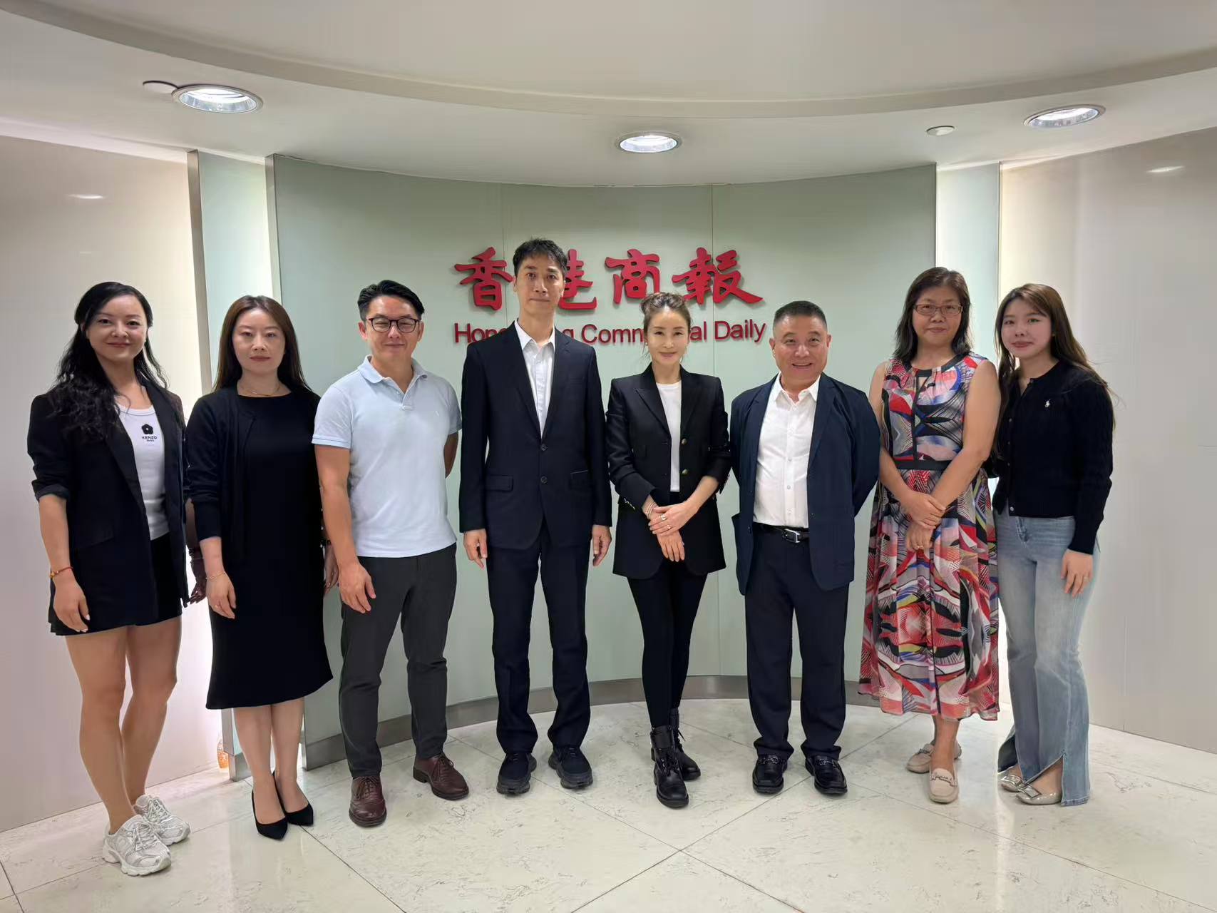 香港貴州商會(huì)拜訪香港商報(bào)