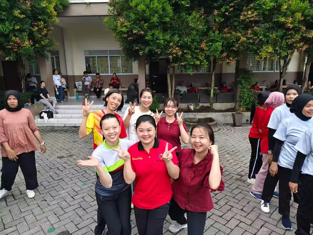 從開封到北乾巴魯：一位外派教師的使命與擔(dān)當(dāng)