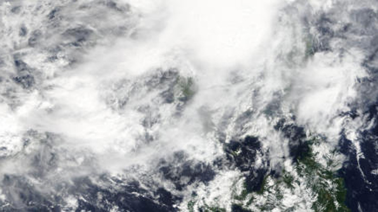新熱帶低壓生成 或?qū)⒊蔀榈?1號颱風(fēng)「麥德姆」並趨向粵西