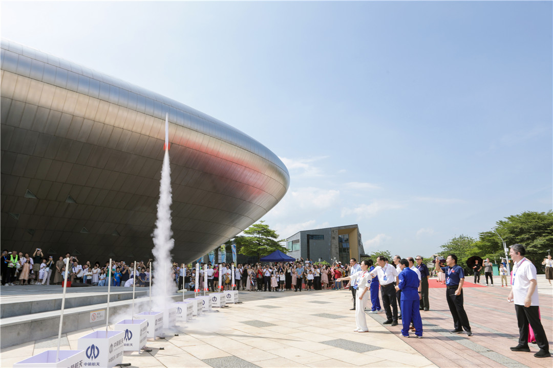 寰宇築夢耀鵬城 星河啟航譜華章——深圳太空館盛大啟幕 打造大灣區(qū)航天科普新地標(biāo)