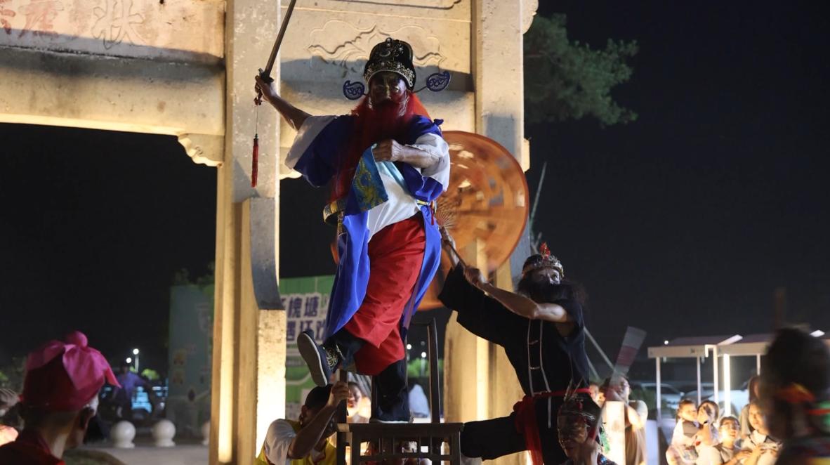 皖歙縣：非遺「花火」點(diǎn)亮稻田星空