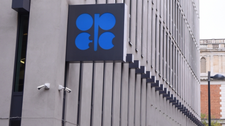 主要產(chǎn)油國(guó)宣布11月維持增產(chǎn)措施