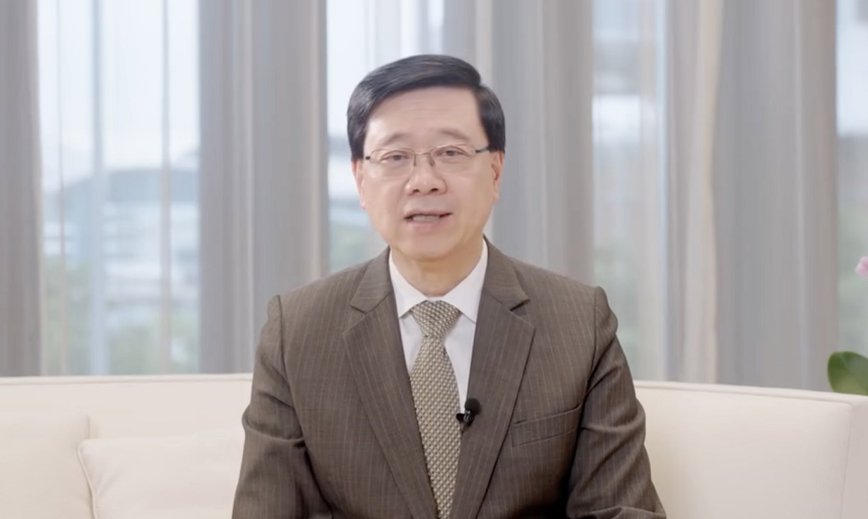 李家超：「照護(hù)食」軟餐將中秋溫暖傳遞到長者心中