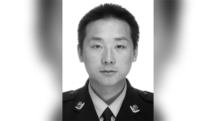 偵辦案件時(shí)墜江失聯(lián) 公安局副局長李虎遺體已找到