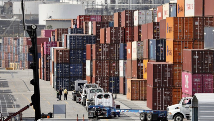 特朗普：11月1日起美國(guó)將對(duì)進(jìn)口中重型卡車徵收25%關(guān)稅