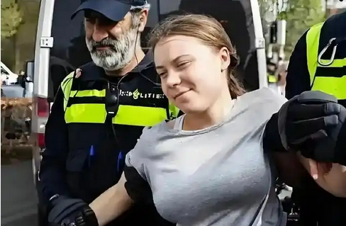 「環(huán)保少女」被以驅(qū)逐後講話：我受到虐待不是核心，重點(diǎn)是不斷升級(jí)的種族滅絕