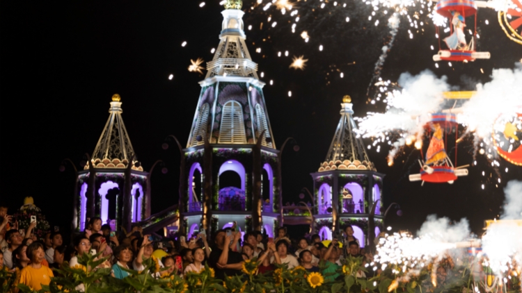 創(chuàng)歷史新高！國慶假期超24億人次跨區(qū)域流動