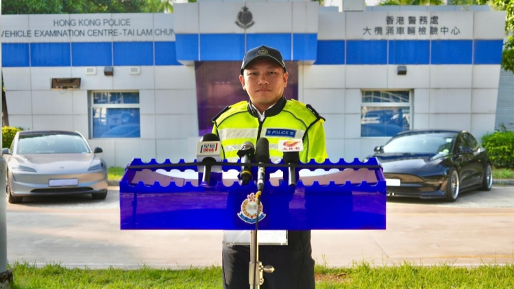 警方新界北區(qū)打擊白牌車 拘兩司機涉非法載客取酬