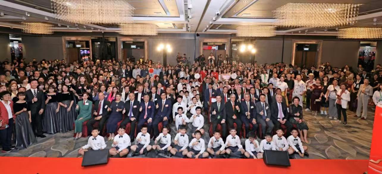 香港文化藝術(shù)界賀國(guó)慶酒會(huì)隆重舉行