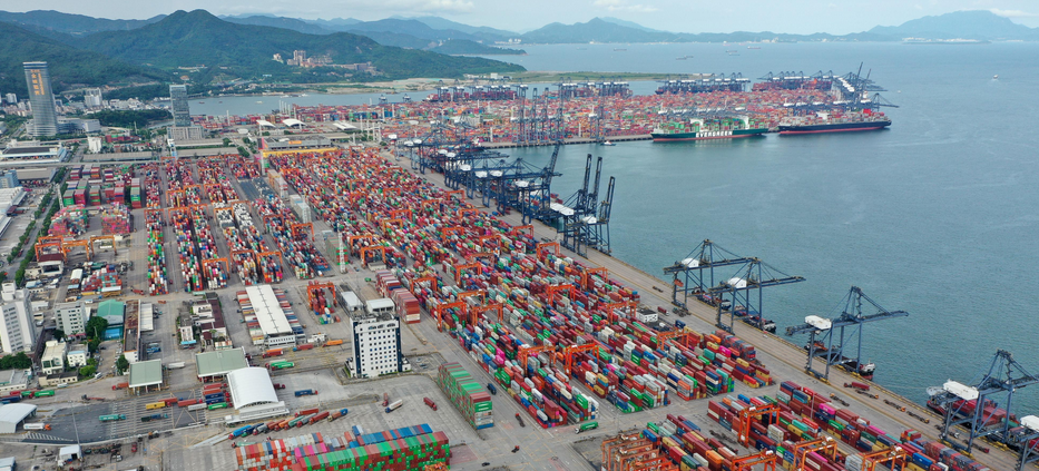 海關(guān)總署：前三季度中國進(jìn)出口總值同比增4% 出口同比增7.1%