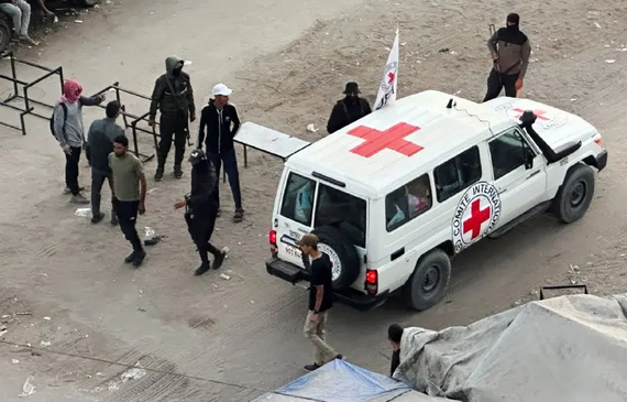 以軍：7名以方被扣押人員已獲釋並抵達(dá)以色列 