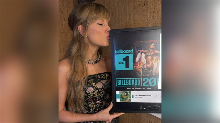 美國(guó)藝人Taylor Swift新專破公告牌記錄 發(fā)長(zhǎng)文感謝粉絲