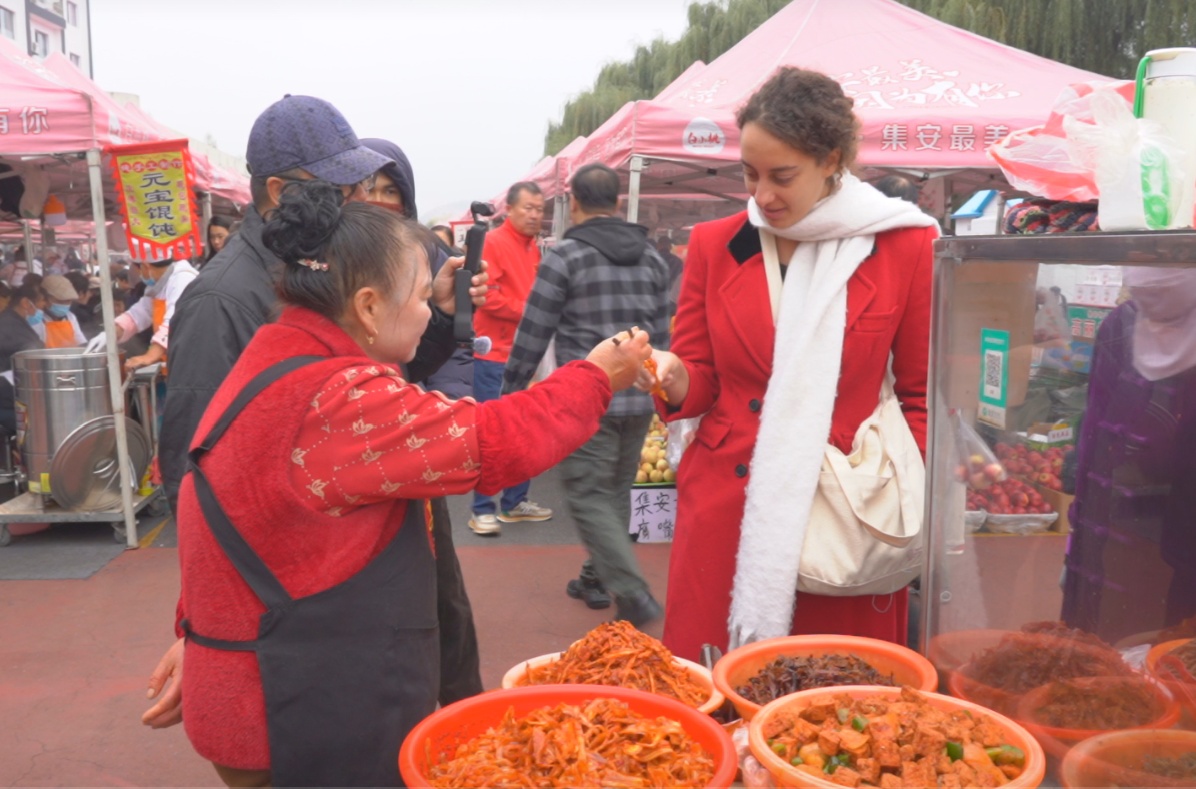 「感知幸福中國(guó)行」吉林篇（十一）集安早市：一方煙火，漫品邊城「最初的味道」