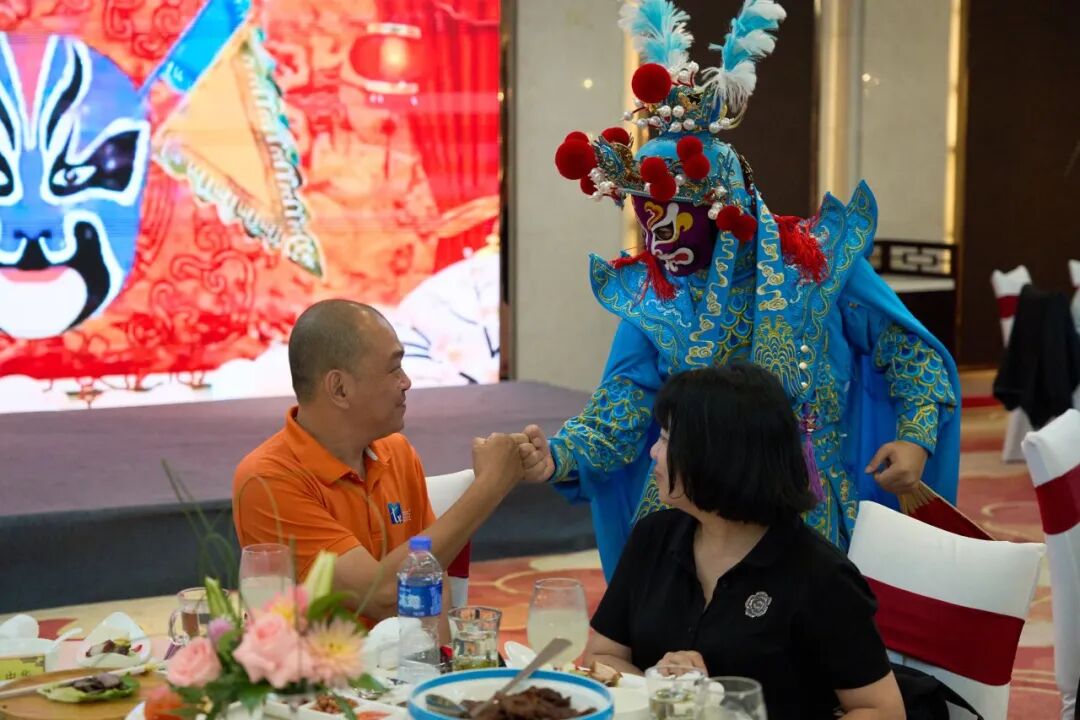 越南旅行商考察團到訪黃山風景區(qū) 黃山旅遊加力拓展入境遊