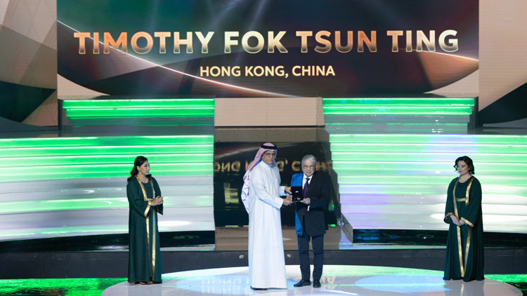 榮獲亞洲足協(xié)最高榮譽(yù)「亞洲鑽石獎(jiǎng)」 霍震霆深感榮幸：相信體育能團(tuán)結(jié)人心