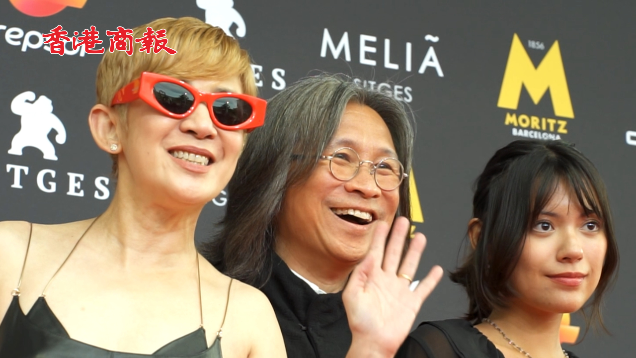 有片丨【娛樂】陳可辛榮獲「卓越榮譽(yù)大獎(jiǎng)」 吳君如結(jié)伴同行共享殊榮