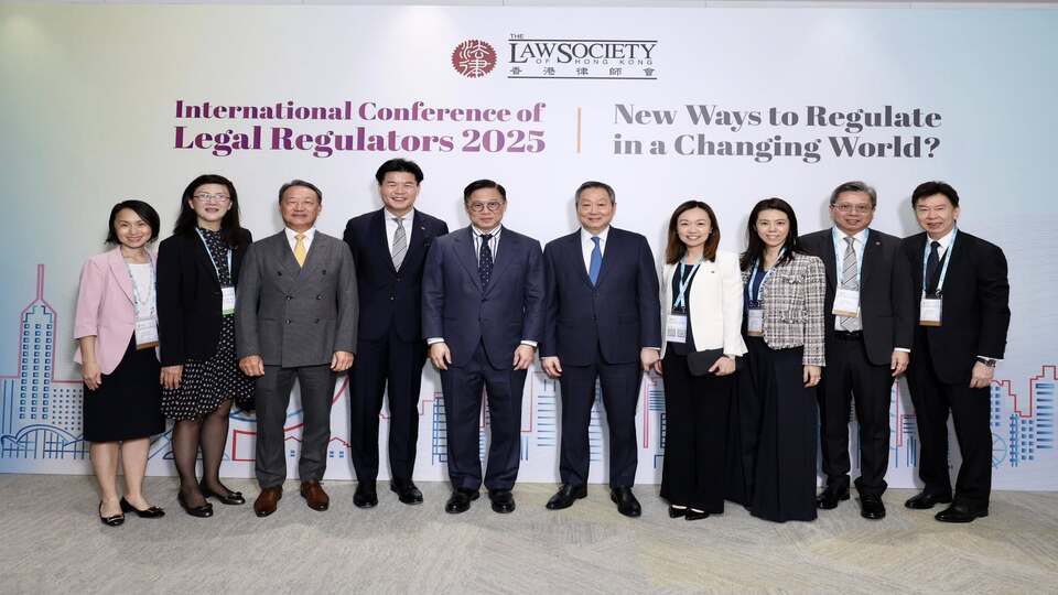 國際法律規(guī)管者會議首度在港舉行 張國鈞：體現(xiàn)香港在全球法律規(guī)管中扮演重要角色