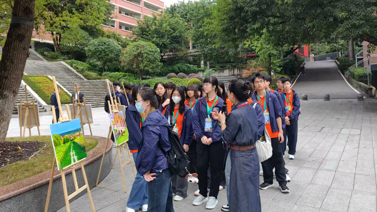 香港師生重慶考察 抗戰(zhàn)遺址激發(fā)愛國情