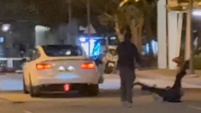 有片｜沙田碩門(mén)邨藏毒男拒捕 撞倒警員後驅(qū)車(chē)逃逸