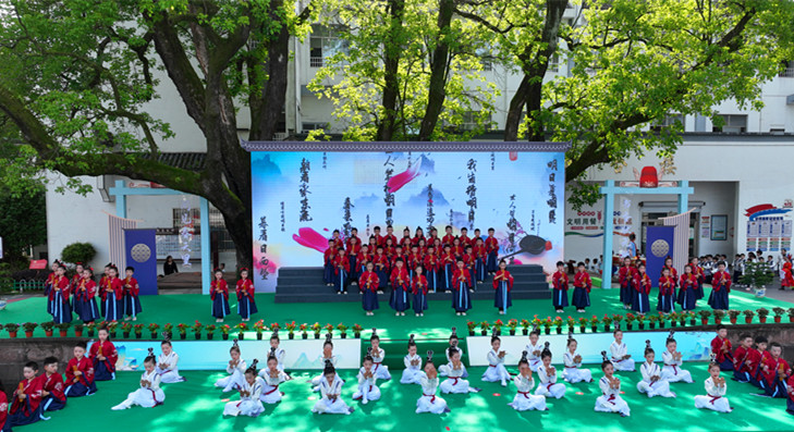 皖休寧縣：「四大行動」力撐縣域教育事業(yè)發(fā)展