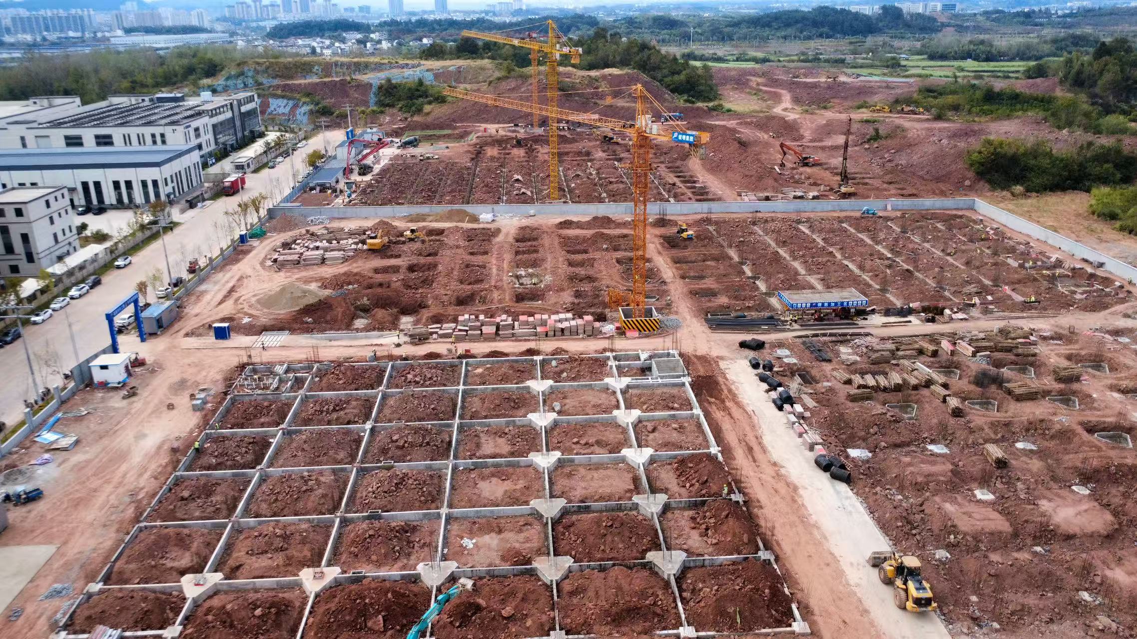 「十五五」項(xiàng)目總投資或逾1200億元 皖歙縣項(xiàng)目建設(shè)「拉滿弓」