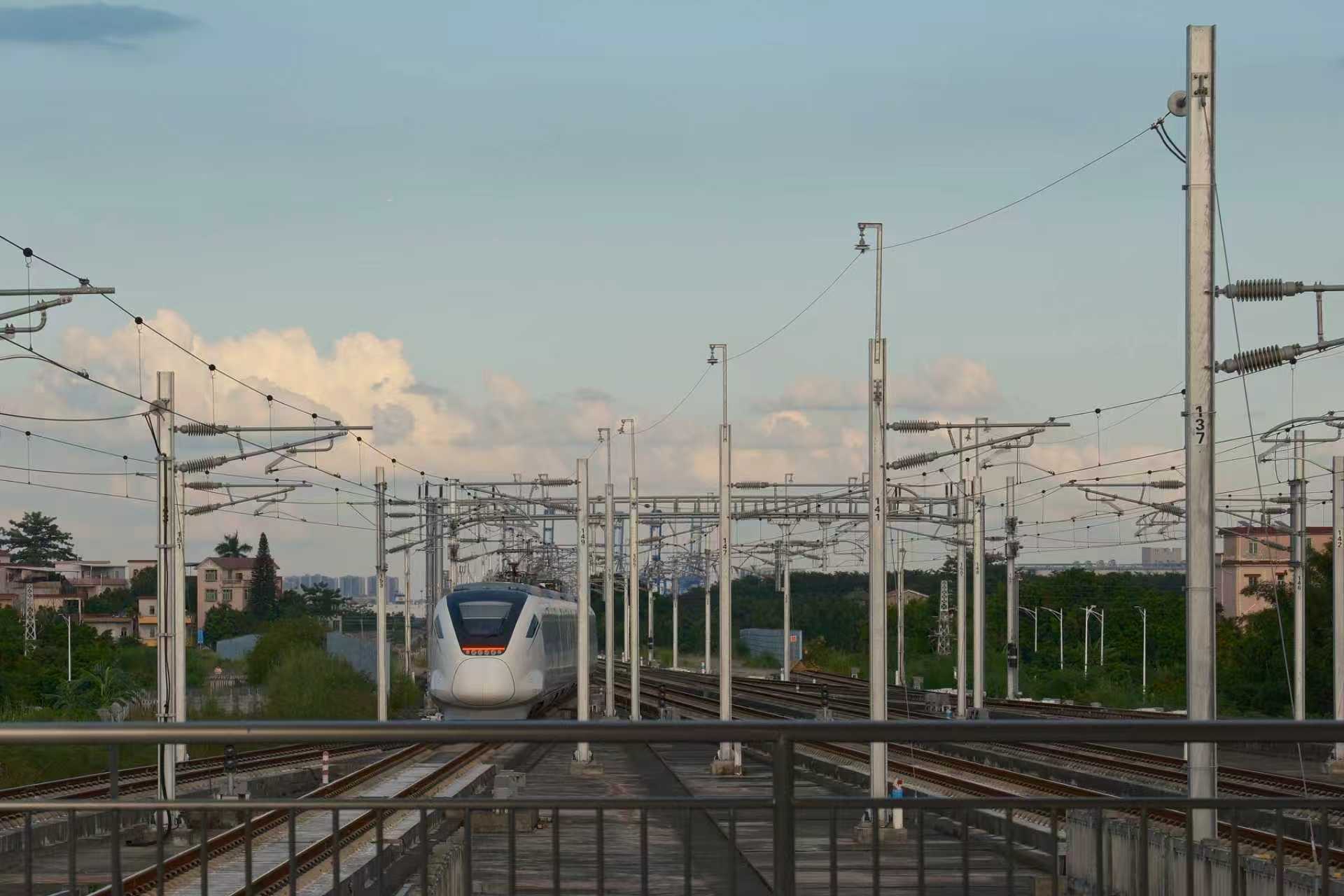 加開(kāi)56列車、上線8.1折優(yōu)惠票  廣東城際25日起實(shí)施新版運(yùn)行圖