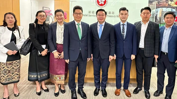 陳浩濂晤老撾財(cái)政部副部長(zhǎng) 共同探討促進(jìn)經(jīng)濟(jì)增長(zhǎng)和相互合作議題