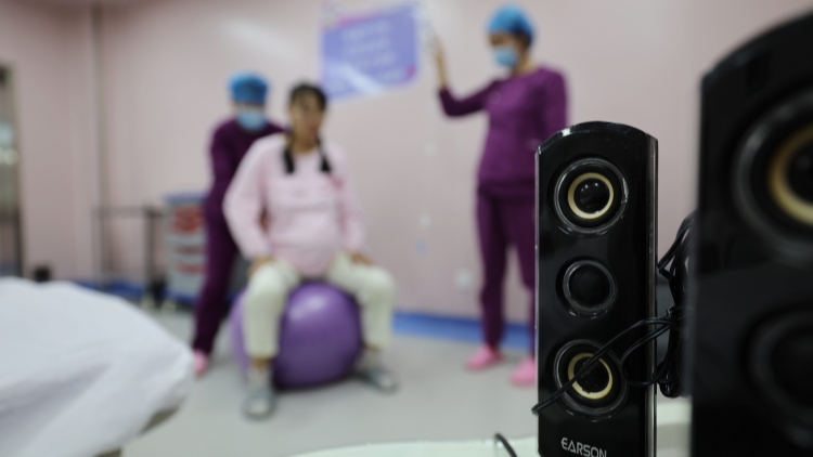 山西明確保障大齡未婚女性及生育女?huà)氲膵D女權(quán)益