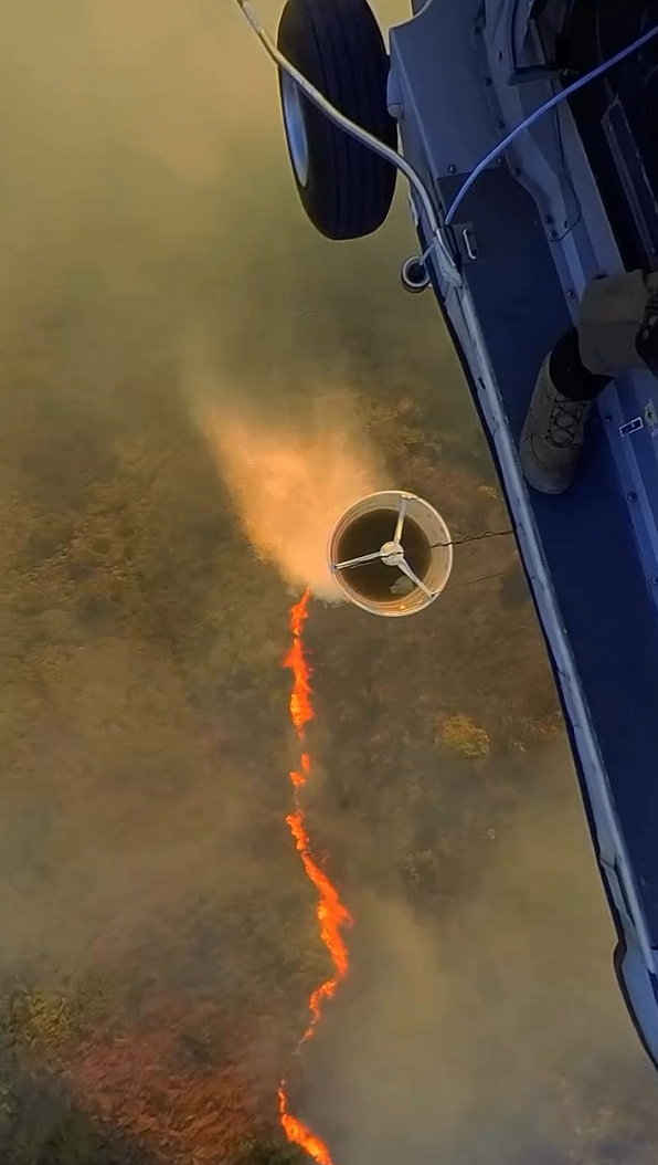 有片〡政府飛行服務(wù)隊(duì)守護(hù)林木 呼籲重陽節(jié)小心火種