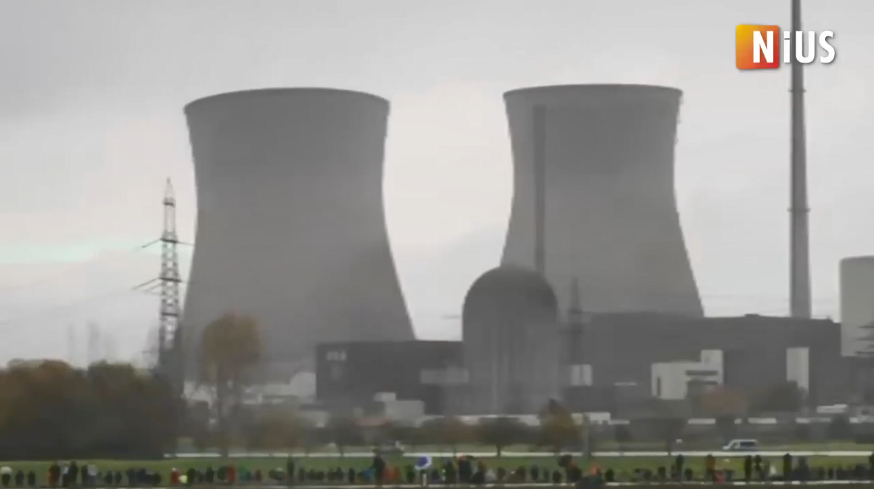 德國爆破國內(nèi)最強大核電站 告別核能時代