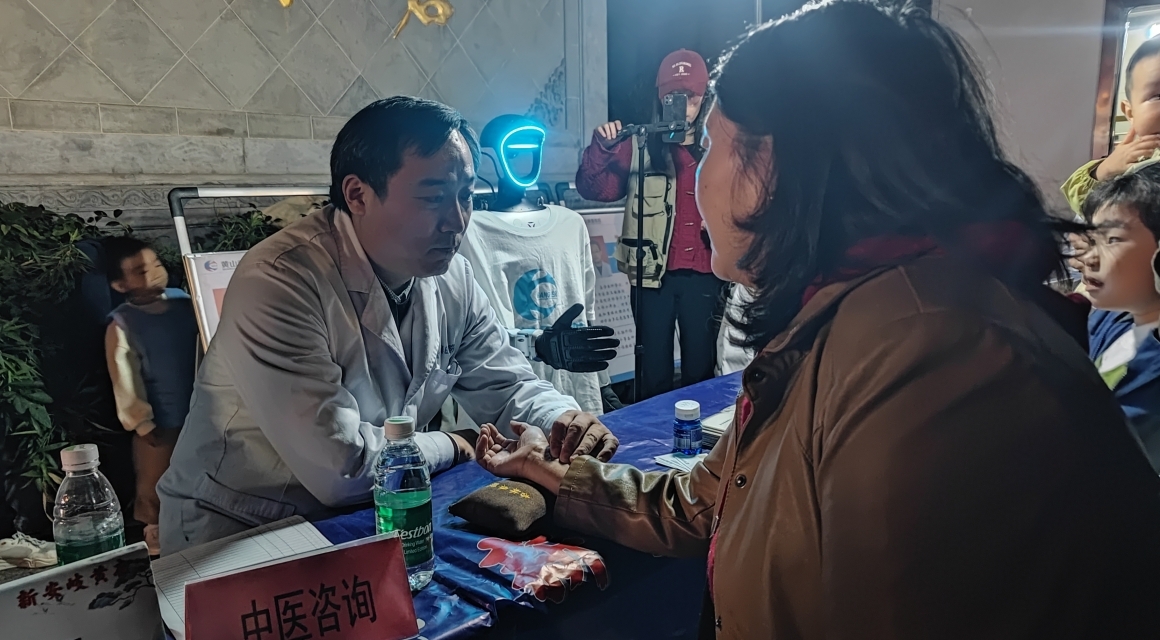 皖徽州區(qū)：巖寺老街藥草香 岐黃薪火照古今